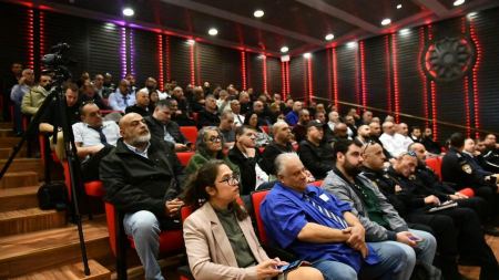 شرطة إسرائيل : مؤتمر"منع العنف في وسائل النقل العامة" 